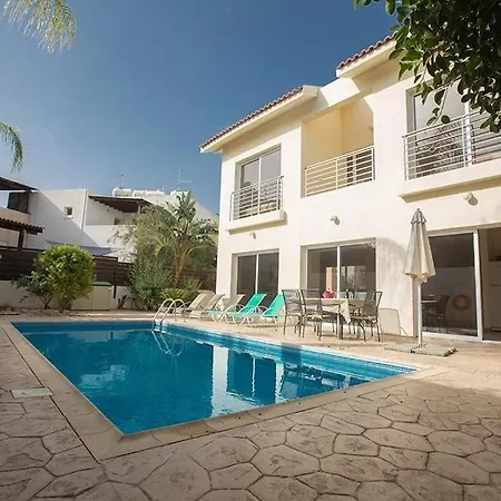 Sonnige Ferienvilla Nr, 5 Protaras