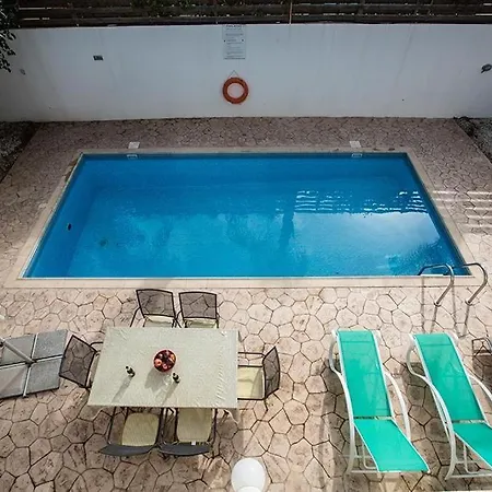 Sonnige Ferienvilla Nr, 5 *